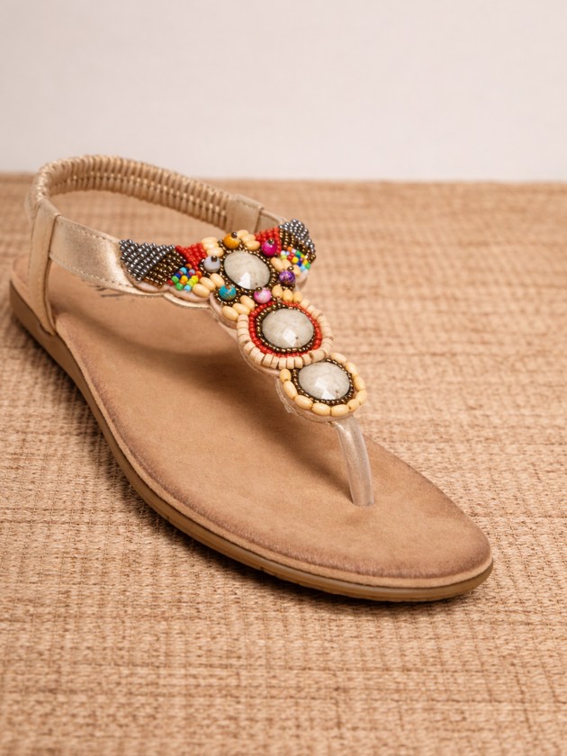 Open sandals with beads