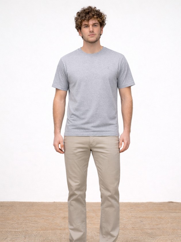 Regular basic t-shirt