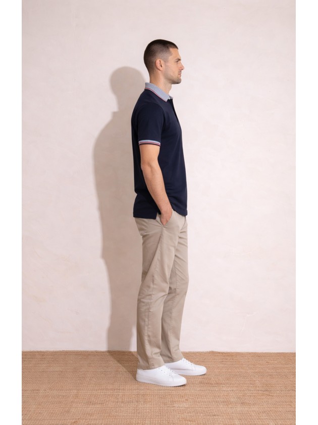 Polo shirt with contrasting collar Polo shirt with contrasting collar