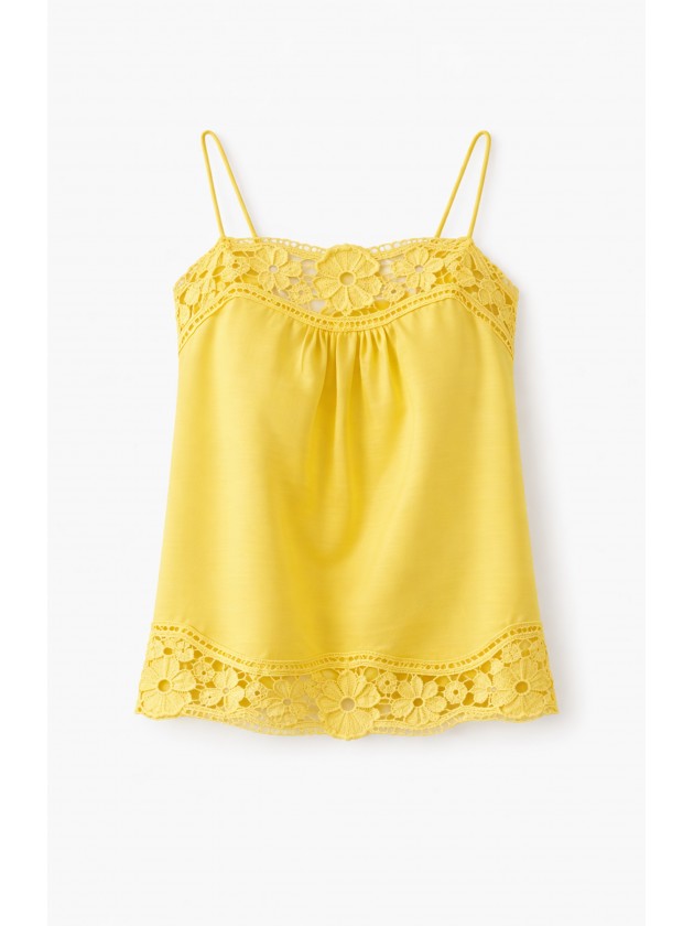 Cotton tank top with thin straps and english embroidery. Cotton tank top with thin straps and english embroidery.