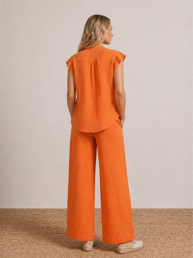 Flowy, wide-leg linen trousers