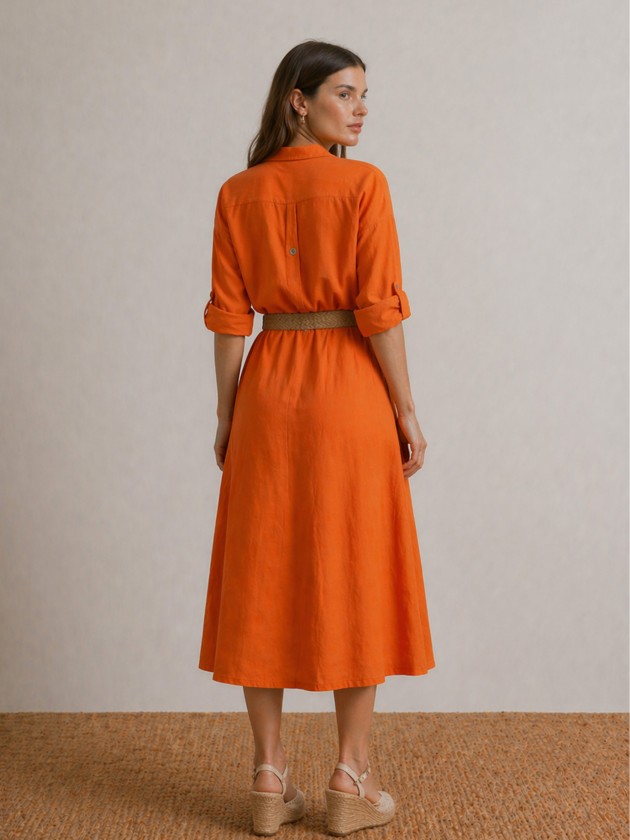Linen midi skirt with buttons. Linen midi skirt with buttons.