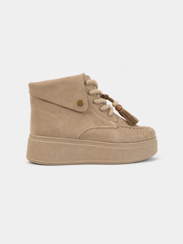 Platform boots