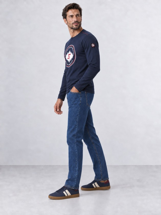 Pique polo shirt with straight collar and perforated texture