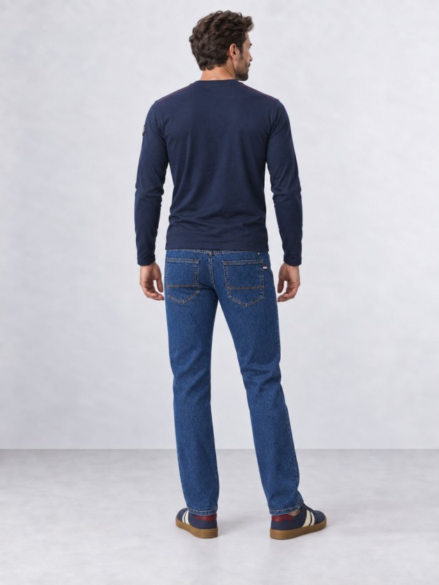 Pique polo shirt with straight collar and perforated texture