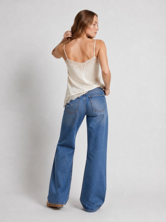 Jeans with shiny applications