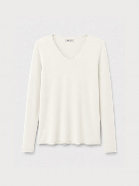 Knitted sweater with a v-neck
