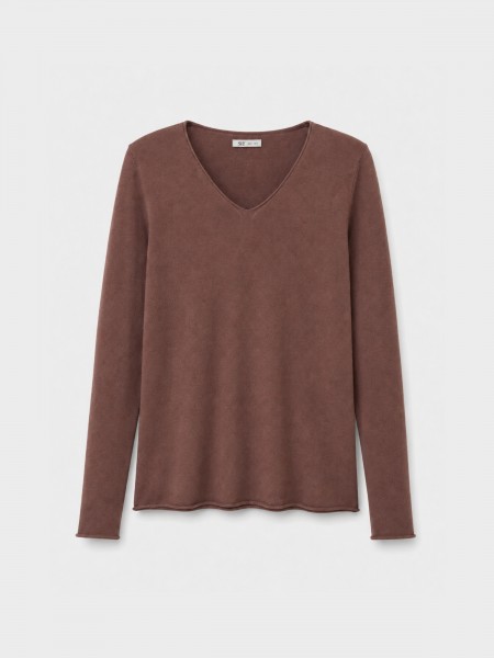 Knitted sweater with a v-neck
