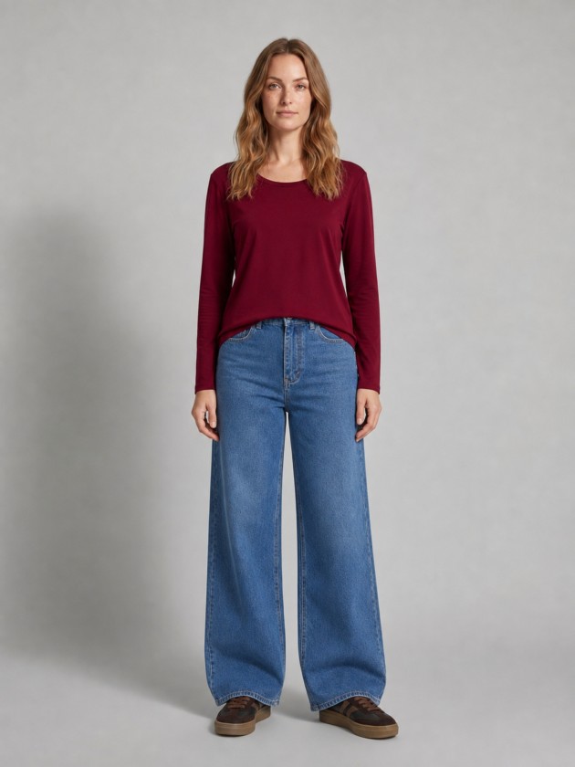 Long-sleeved t-shirt Long-sleeved t-shirt