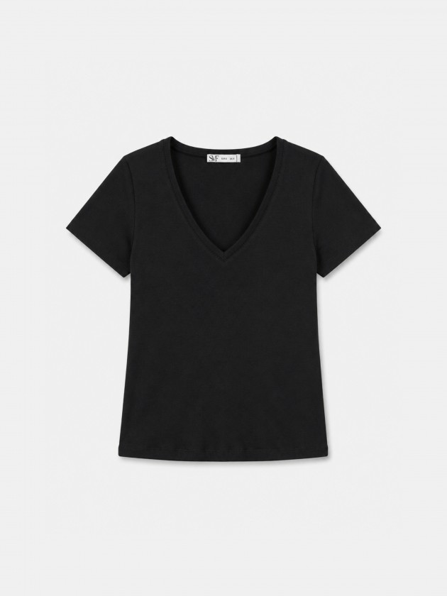 T-shirt de decote em bico T-shirt de decote em bico