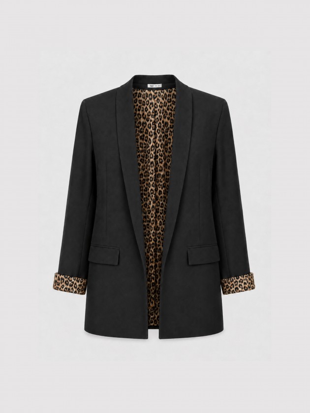 Blazer long à imprimé animal. Blazer long à imprimé animal.