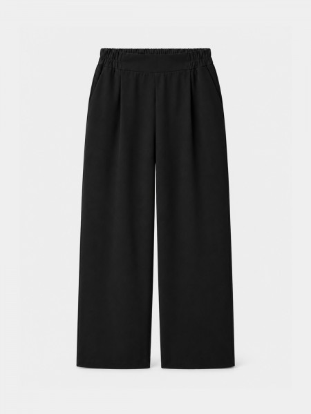 Wide-leg trousers
