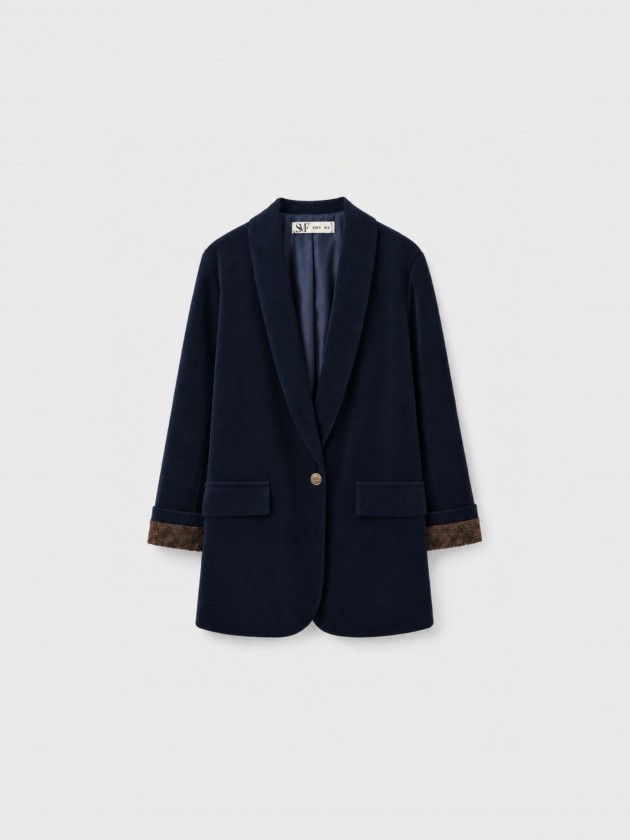 Blazer long à dentelle. Blazer long à dentelle.