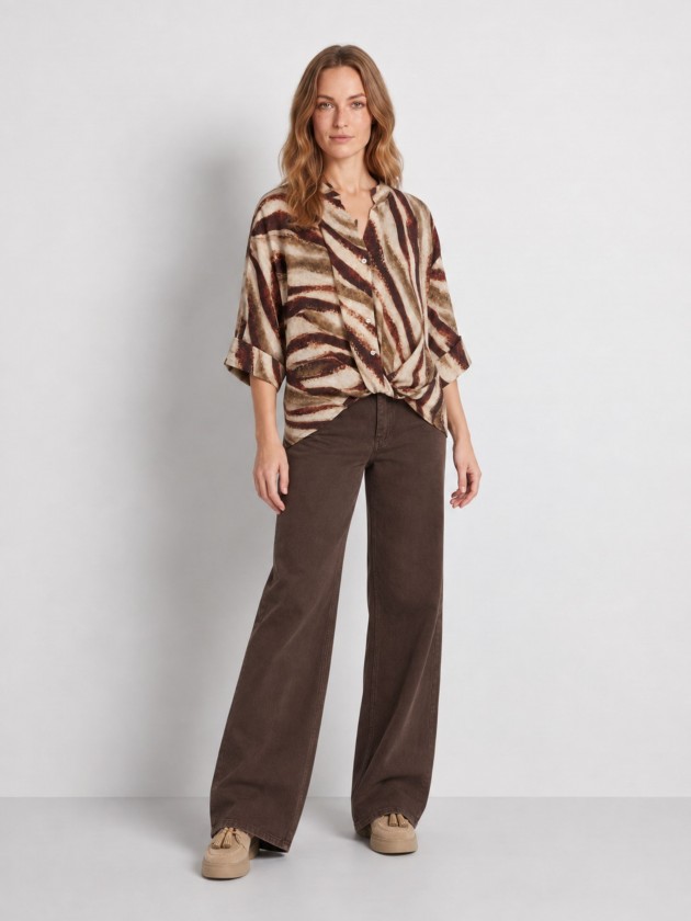Printed blouse with knot detail