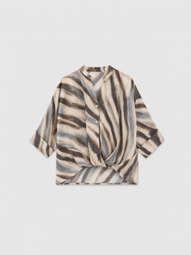 Printed blouse with knot detail Printed blouse with knot detail