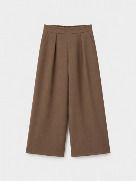 Wide-leg trousers with pleats