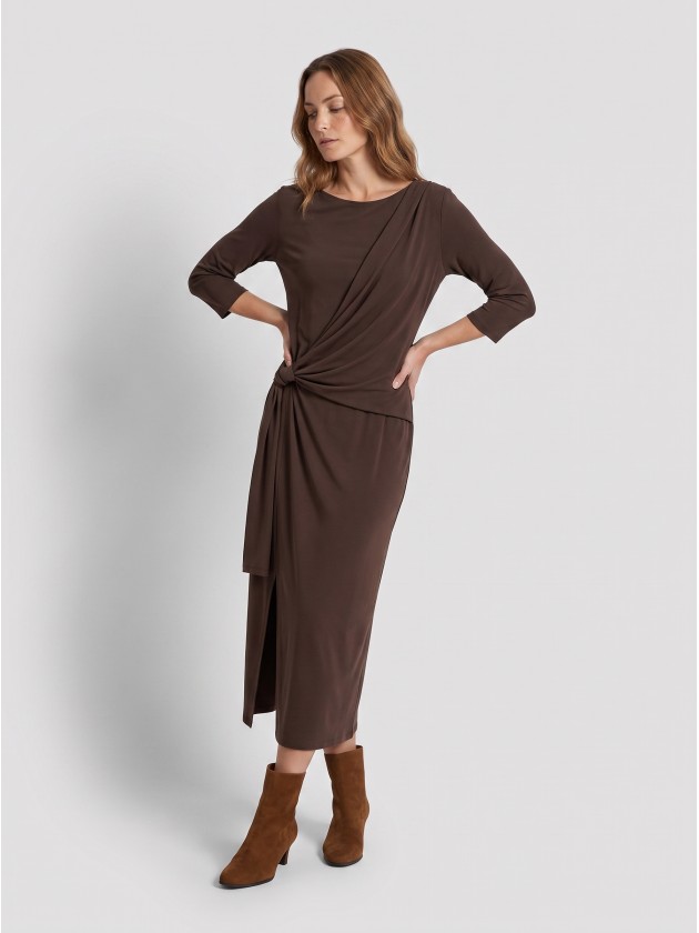 Robe longue drap�e