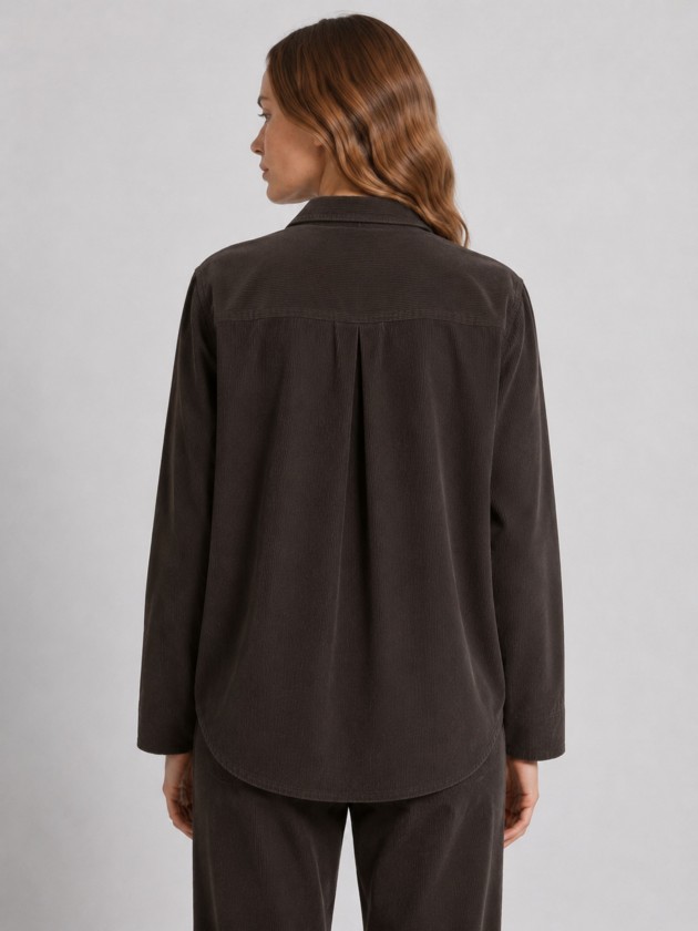 Chemise en velours côtelé avec poche Chemise en velours côtelé avec poche