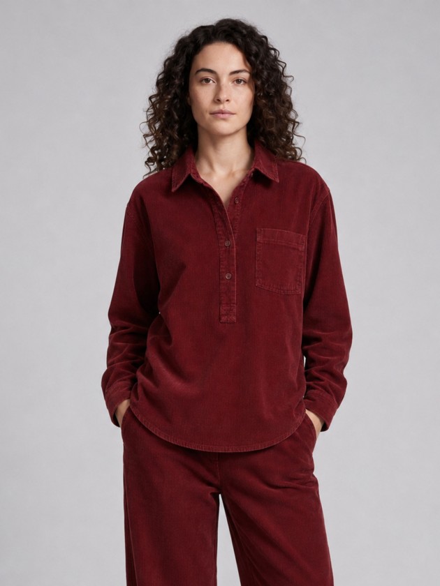 Chemise en velours côtelé avec poche Chemise en velours côtelé avec poche