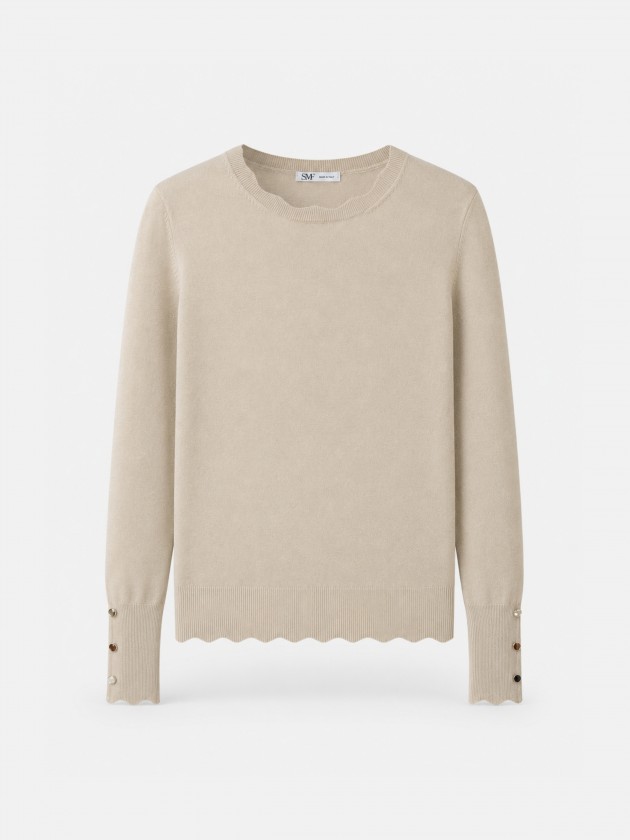 Pull en maille � boutons