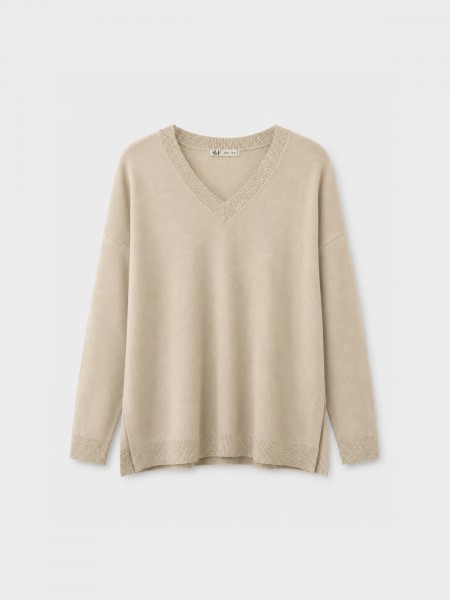 Pull en maille � col en v