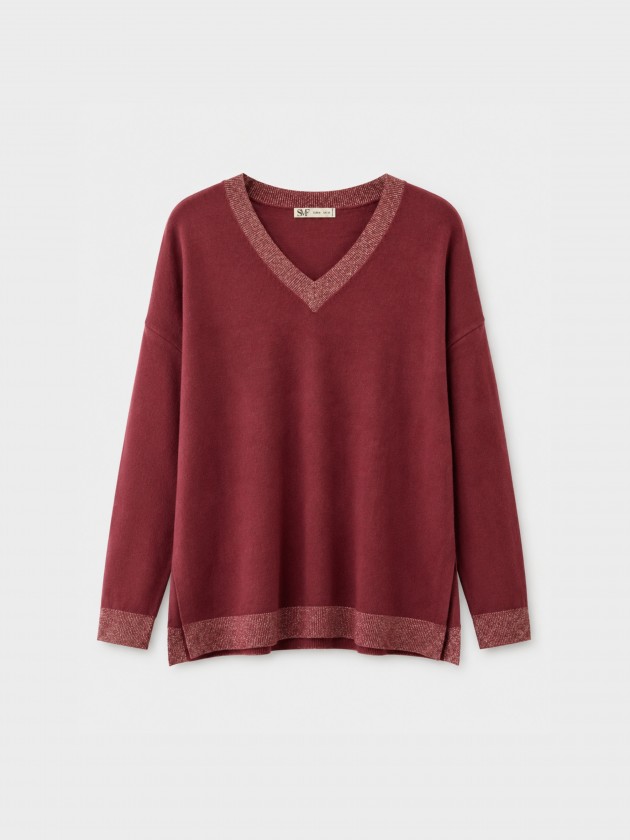 Knitted sweater with a v-neck