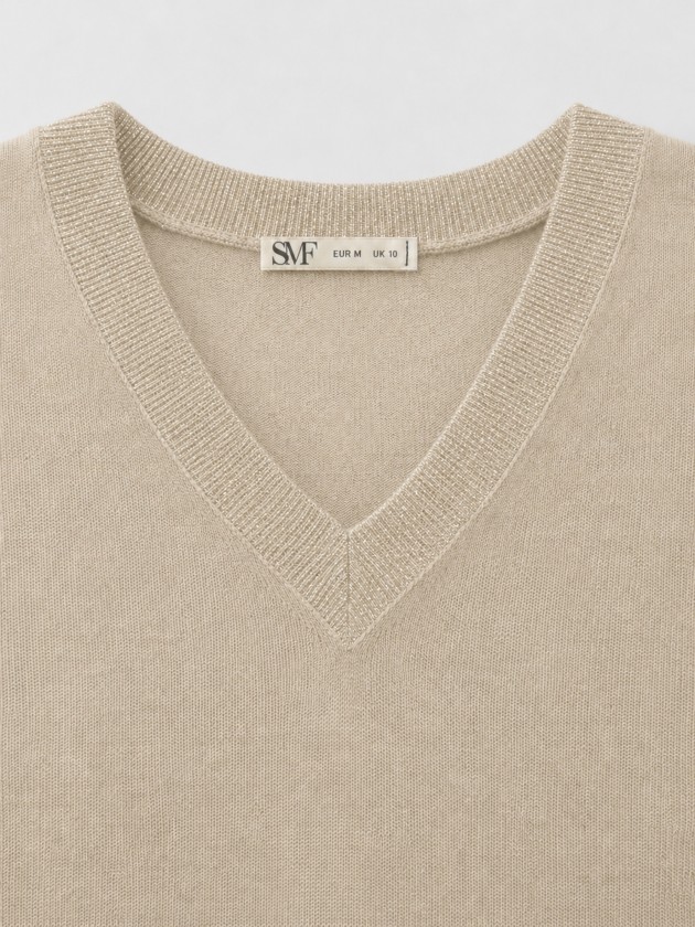 Camisola de malha com decote em bico