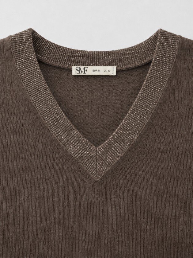 Pull en maille � col en v