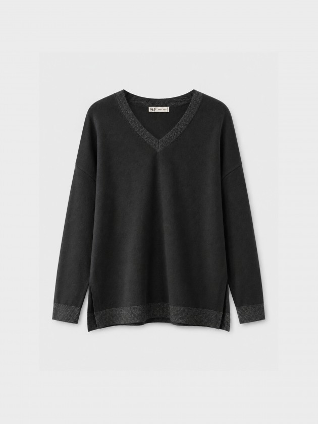 Pull en maille � col en v