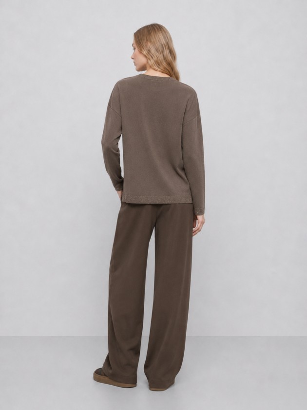 Knitted jacket with metallic thread