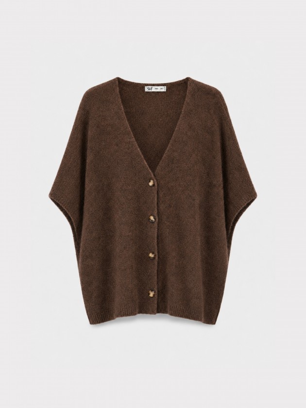 Knitted jacket with batwing sleeves