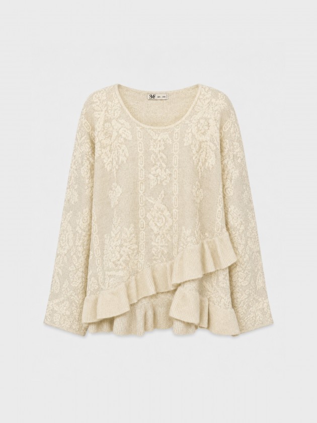 Pull tricot� � volants