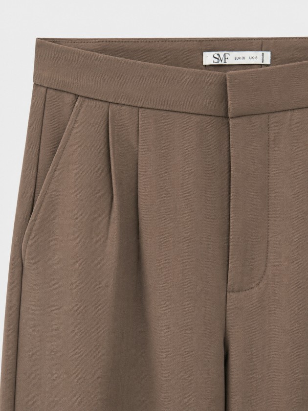 Wide leg pleated trousers Wide leg pleated trousers