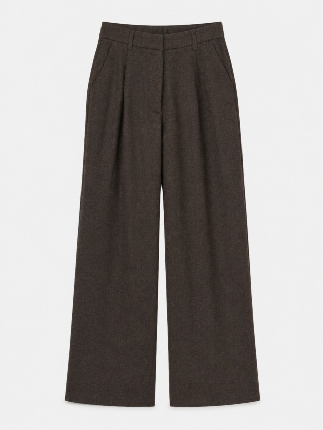 Wide leg pleated trousers Wide leg pleated trousers