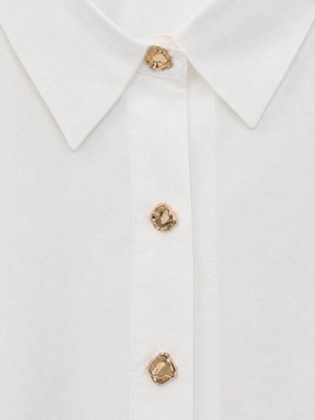 Shirt with metal buttons Shirt with metal buttons