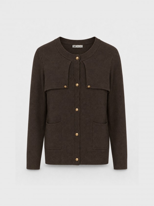 Knitted jacket with pockets Knitted jacket with pockets