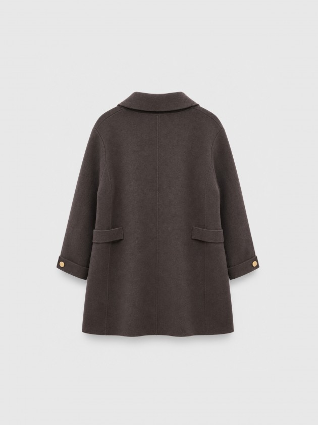 Long knitted coat