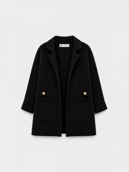 Long knitted coat