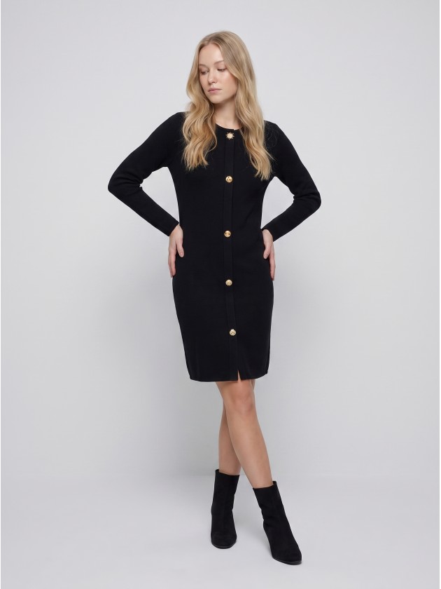 Robe en maille avec appliqu�s