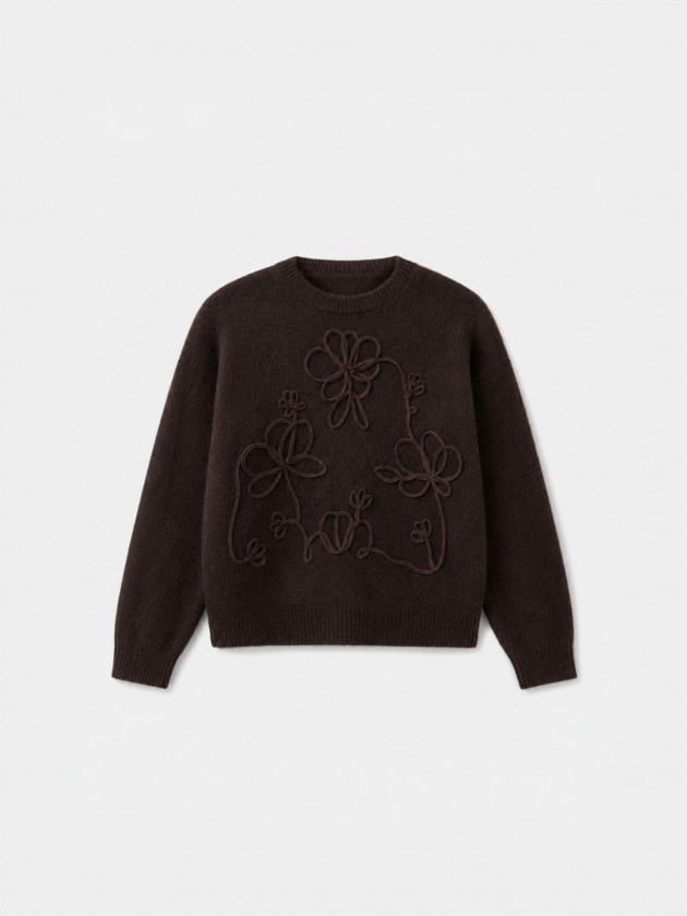 Knitted sweater with embroidery Knitted sweater with embroidery