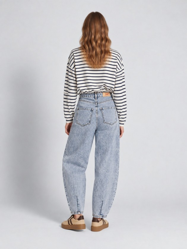 Cropped striped sweatshirt Cropped striped sweatshirt