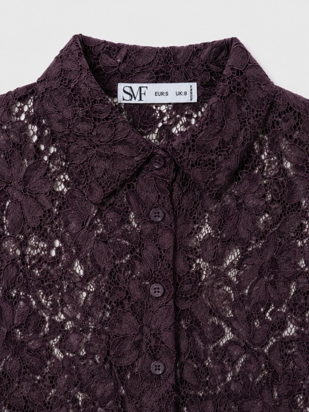Chemise en dentelle
