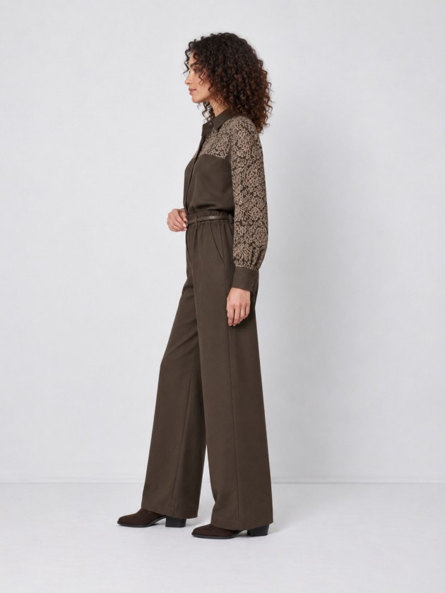 Camisa combinada com renda