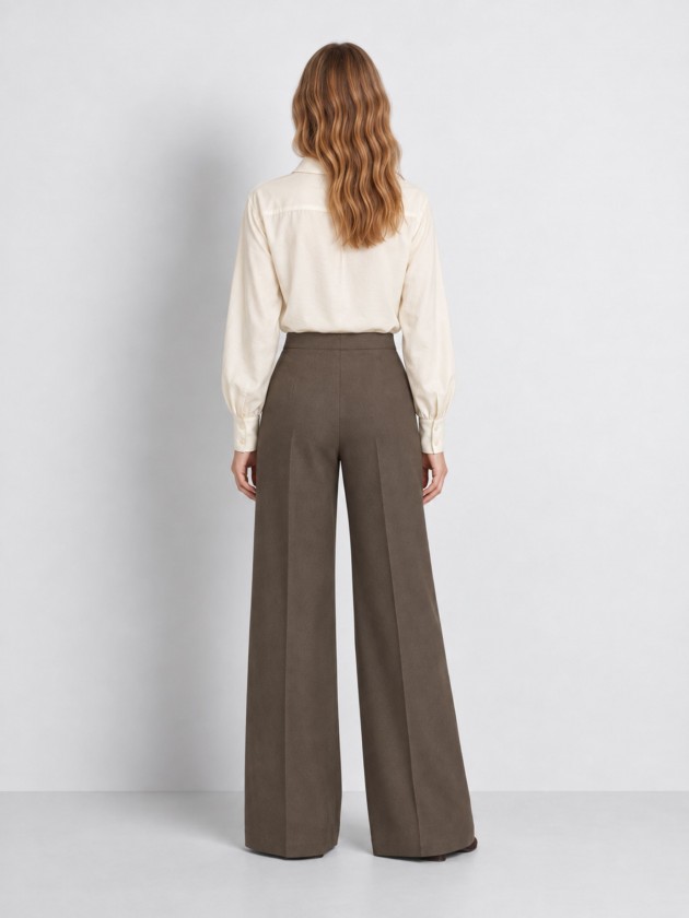 Wide-leg trousers with buttons