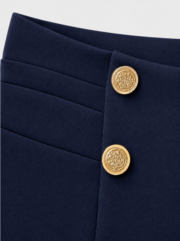 Wide-leg trousers with buttons
