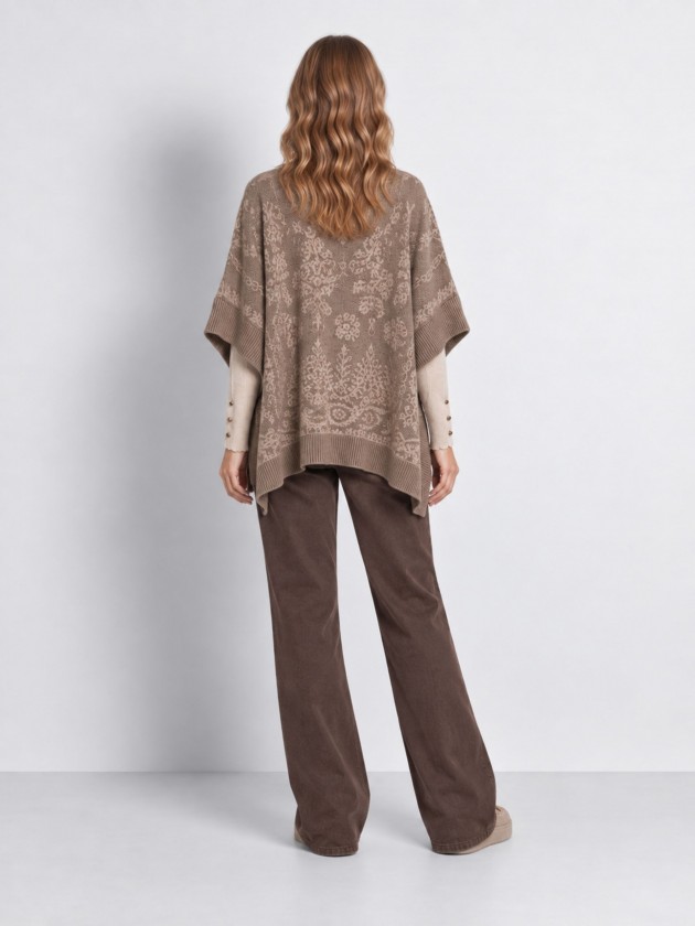 Poncho de malha com fivela
