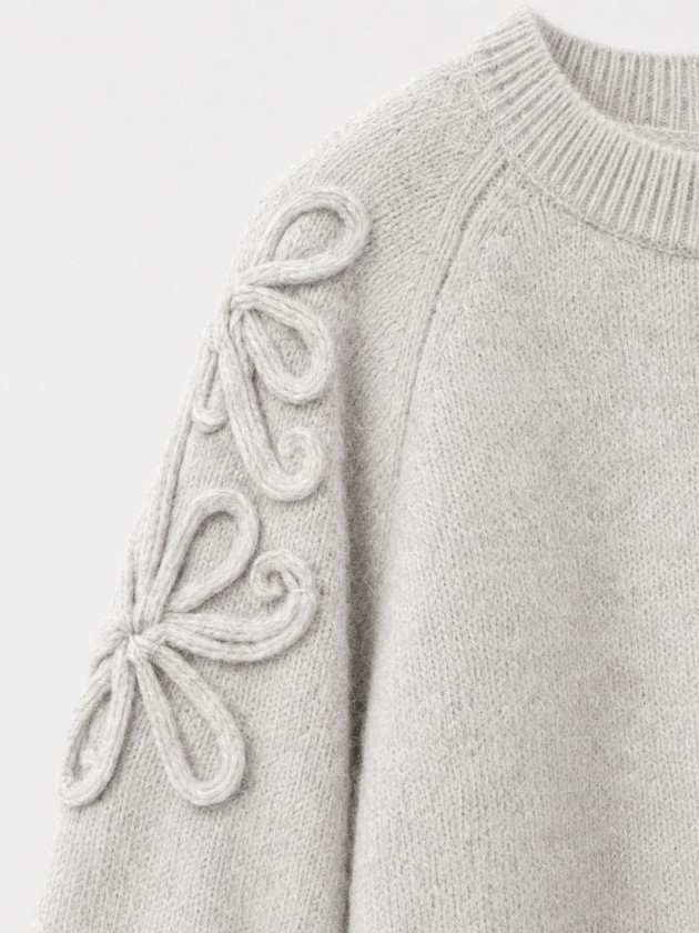 Knitted sweater with embroidery Knitted sweater with embroidery