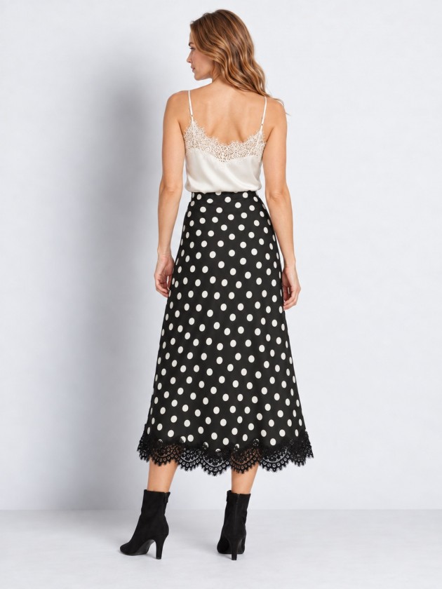 Long skirt with polka dots