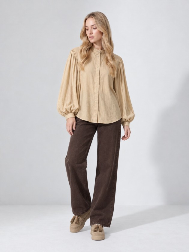 Flowy blouse with ruffles Flowy blouse with ruffles