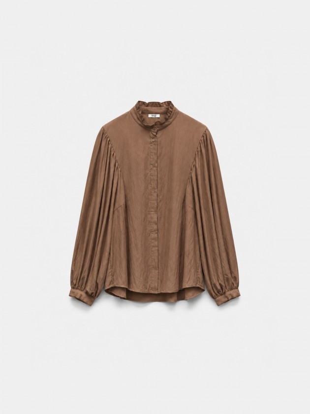 Flowy blouse with ruffles Flowy blouse with ruffles